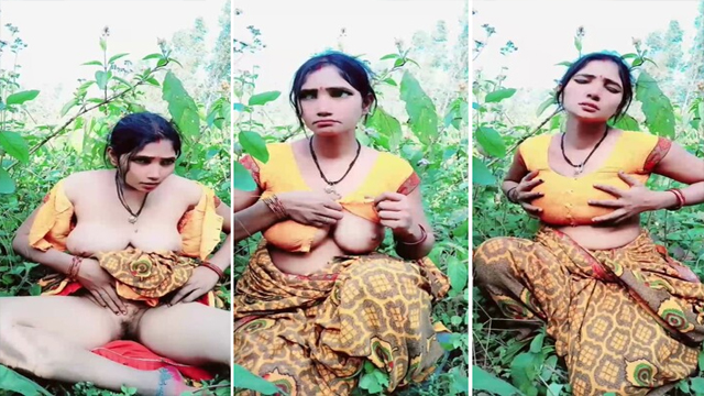 Horny Village Nude Bhabhi Outdoor Masturbating Latest Viral mms