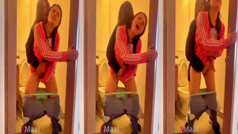 Fsiblog New MMS Porn Video Two Lesbian Sister Pussy Fingering In Bathroom