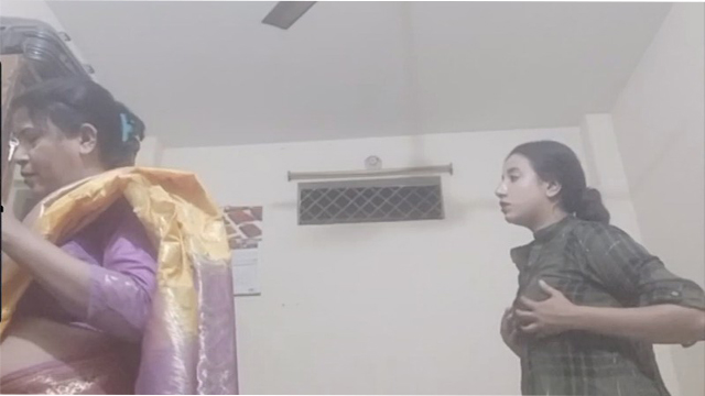 Xnxx New HD sex mms video Brother Secretly Captured Her sexy Sisters Boobs While Changing in room