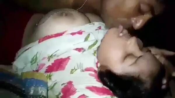 desitales2 Sex mms cute Chubby village wife’s pussy fucking by hubby & sensual moaning