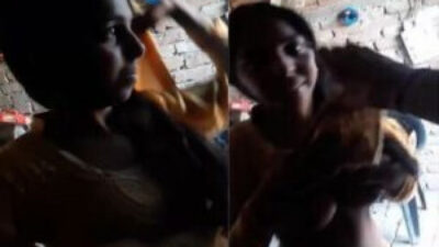 Village Jija Apni Chhoti Sali Ke Bde Boobs Dekhke Hua viral incest mms