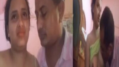 Amateur Bangli School Girl’s Sexy Boobs Sucked by Tutor viral mms